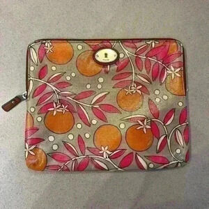 Fossil purse clutch iPad case